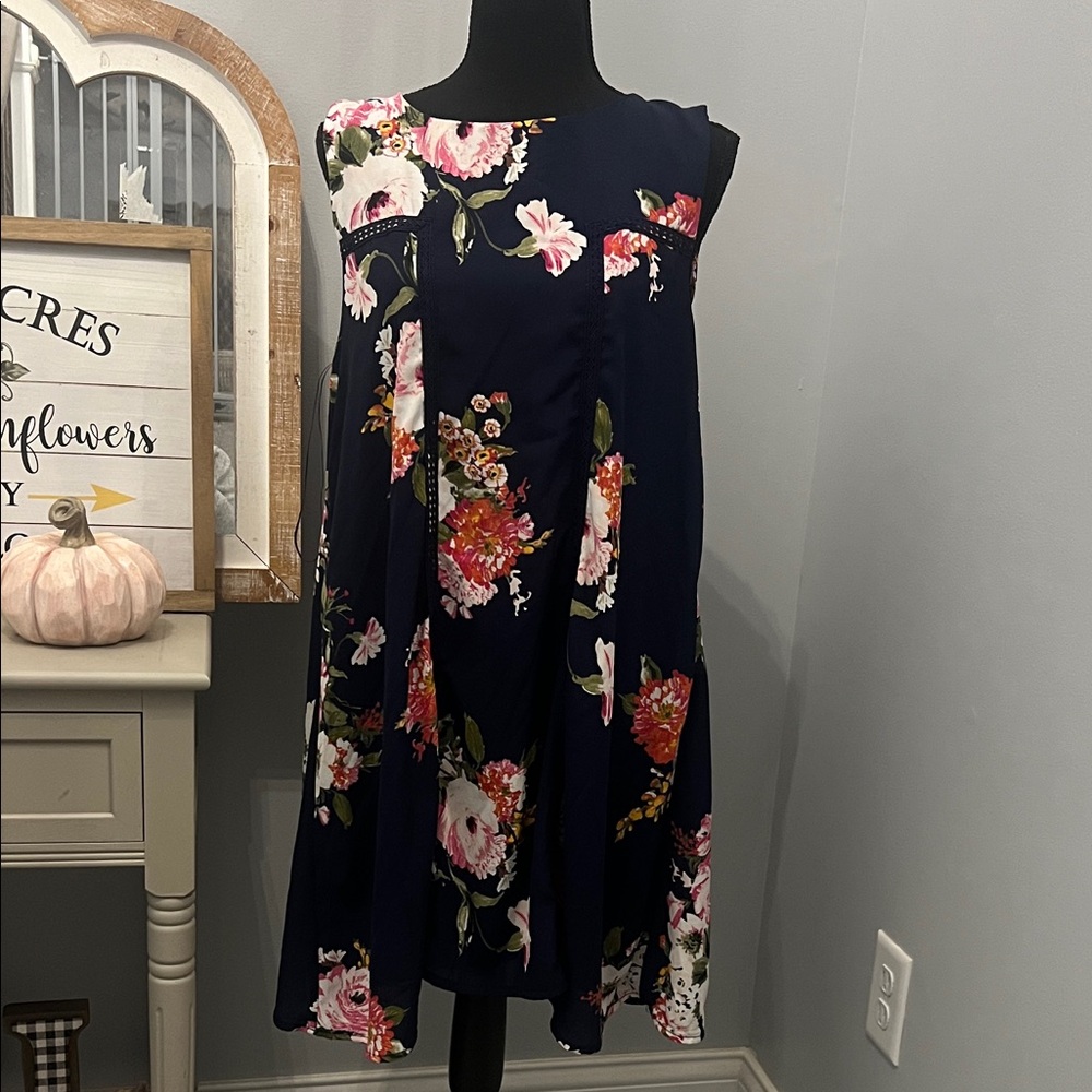 Navy Floral Sleeveless Dress Stitch Fix